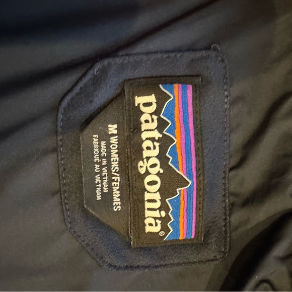 Patagonia Navy Blue Radalie Parka- size medium - Picture 3 of 4